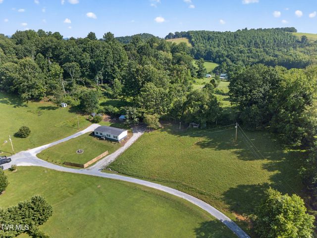 266 Deerfield Drive, Cleveland, VA 24225