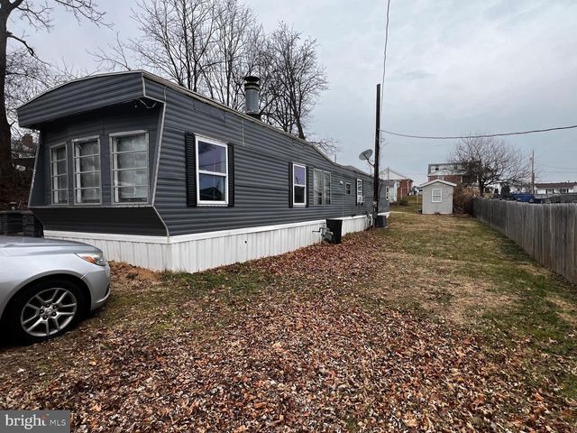 2793 PROSPECT AVE, York, PA 17408