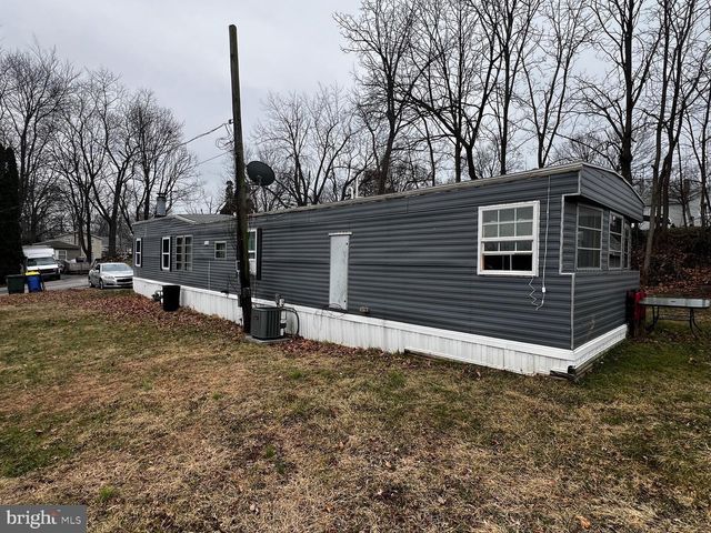 2793 PROSPECT AVE, York, PA 17408