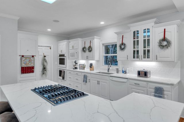 429 Waterford Point Drive, Boiling Springs, SC 29316