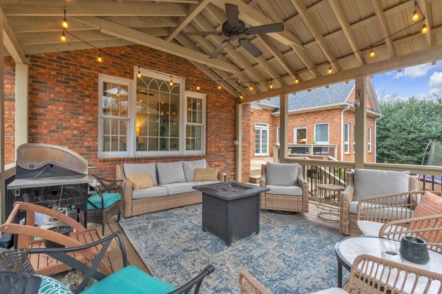 429 Waterford Point Drive, Boiling Springs, SC 29316