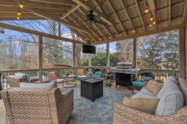 429 Waterford Point Drive, Boiling Springs, SC 29316