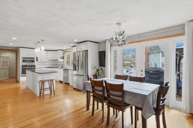 8 Harvard Street Extension, Woburn, MA 01801