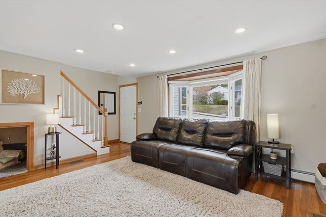 8 Harvard Street Extension, Woburn, MA 01801