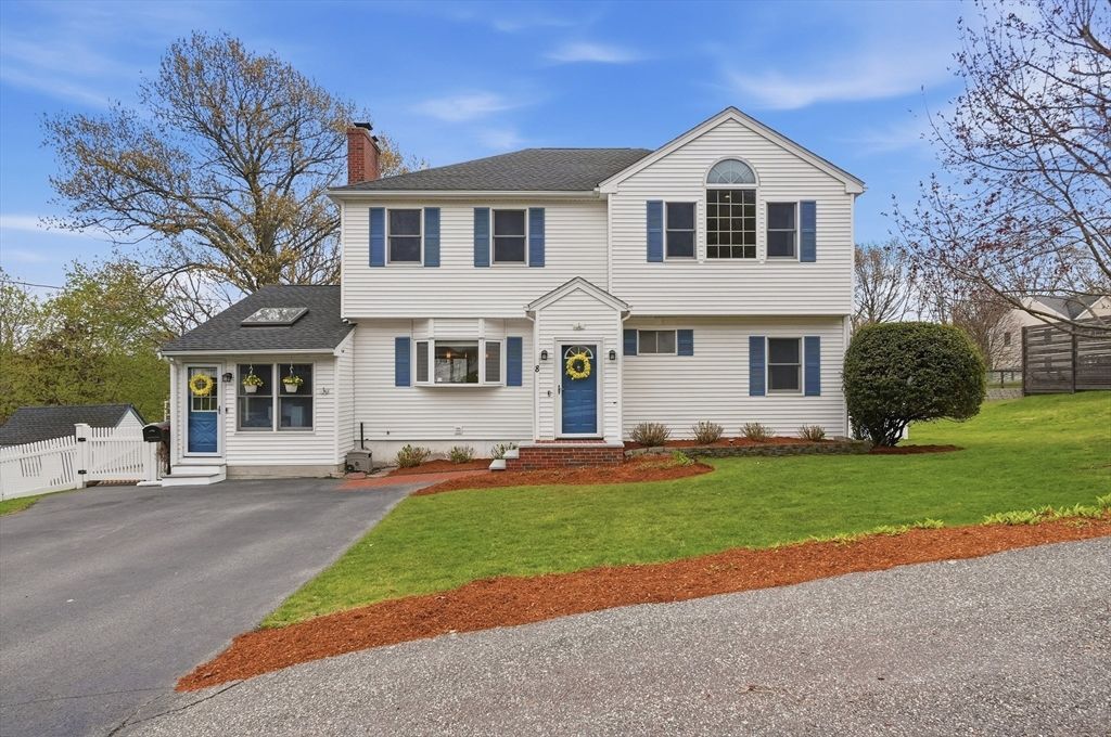 8 Harvard Street Extension, Woburn, MA 01801