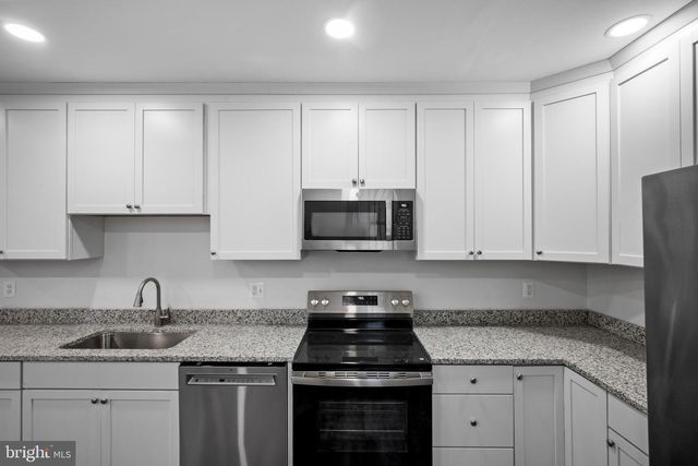 2011 N PULASKI ST, Baltimore, MD 21217