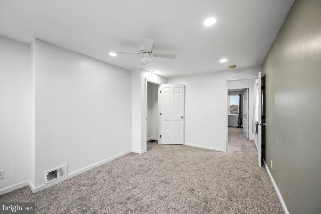 Image 12 of property listing at 2011 N PULASKI ST, Baltimore, MD 21217