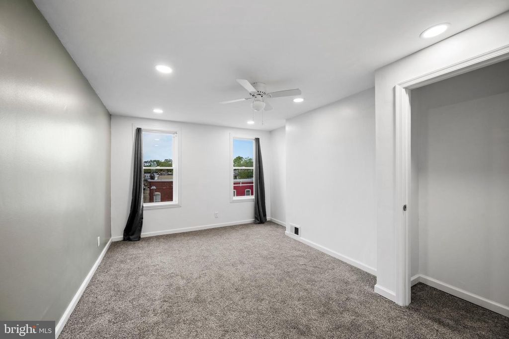 Image 14 of property listing at 2011 N PULASKI ST, Baltimore, MD 21217
