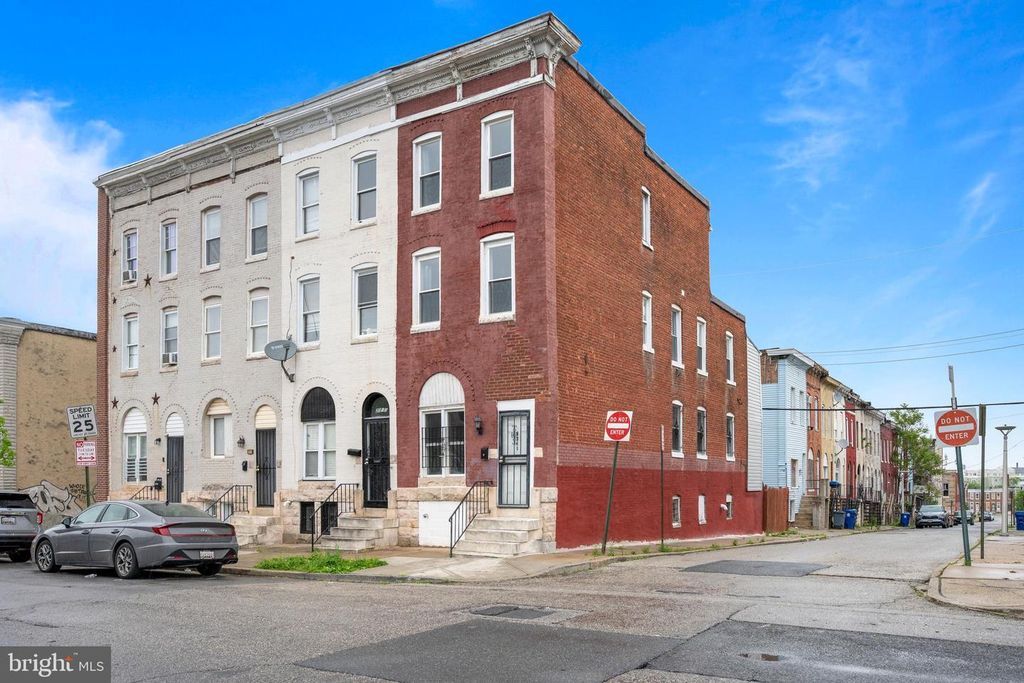 Image 26 of property listing at 2011 N PULASKI ST, Baltimore, MD 21217