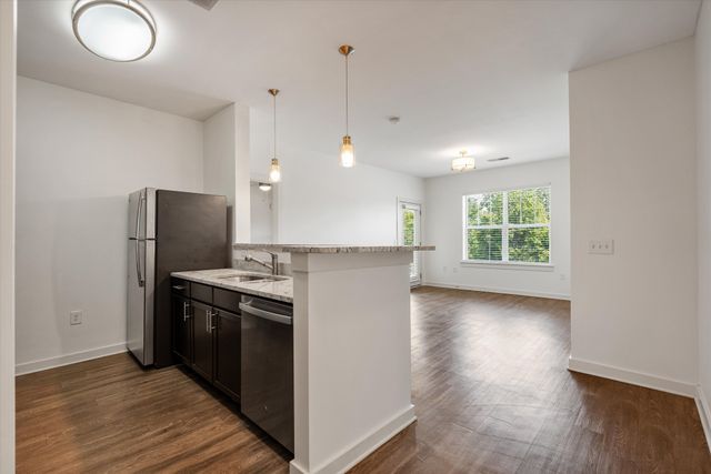 414 Rosedale Ave Apt 310, Nashville, TN 37211