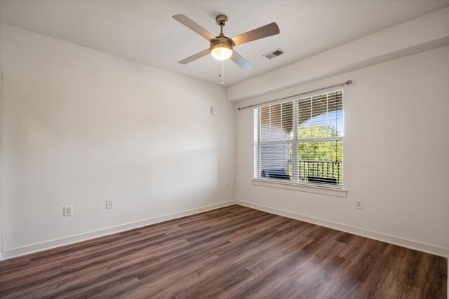 414 Rosedale Ave Apt 310, Nashville, TN 37211