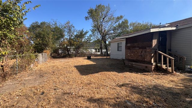 1229 Seminole Drive, Dallas, TX 75217