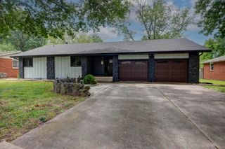 3224 West Whiteside Street, Springfield, MO 65807