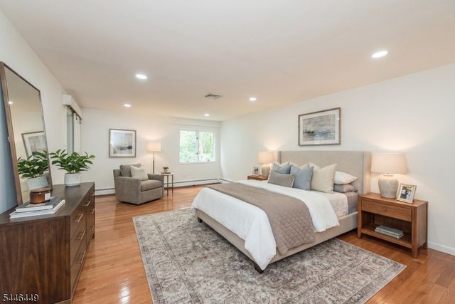 19 Matthew Rd, Wayne Twp., NJ 07470