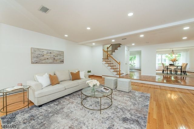19 Matthew Rd, Wayne Twp., NJ 07470