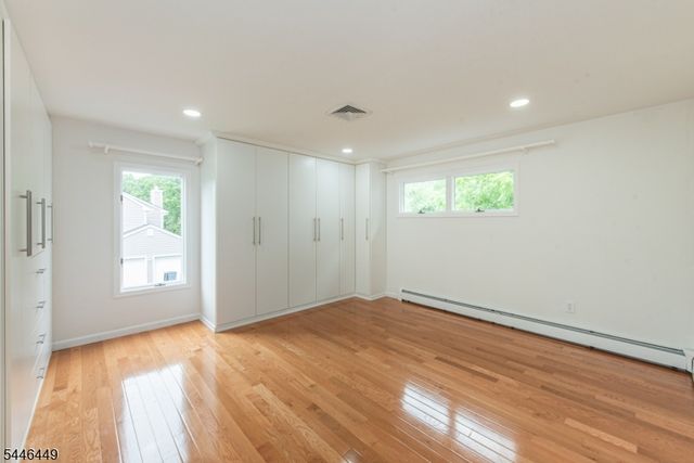19 Matthew Rd, Wayne Twp., NJ 07470