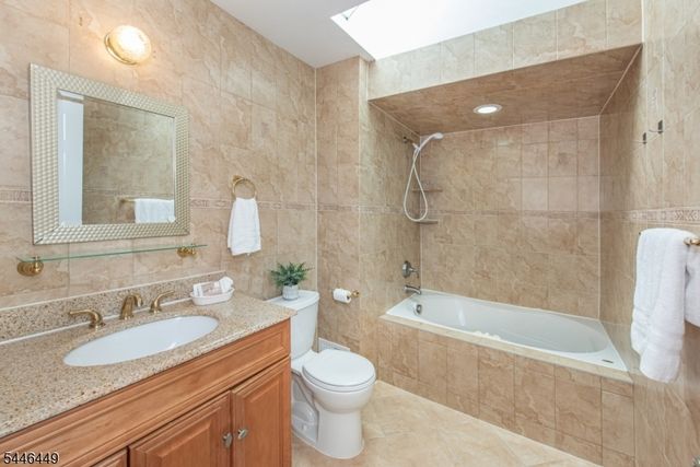 19 Matthew Rd, Wayne Twp., NJ 07470