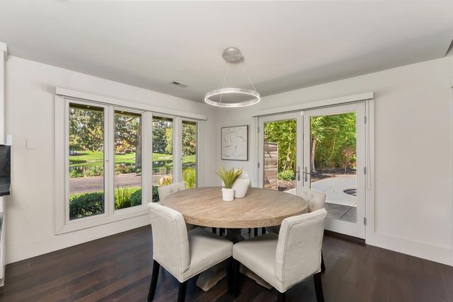 612 Lake Wilhaggin Dr, Sacramento, CA 95864