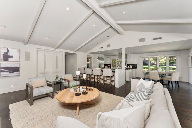 612 Lake Wilhaggin Dr, Sacramento, CA 95864