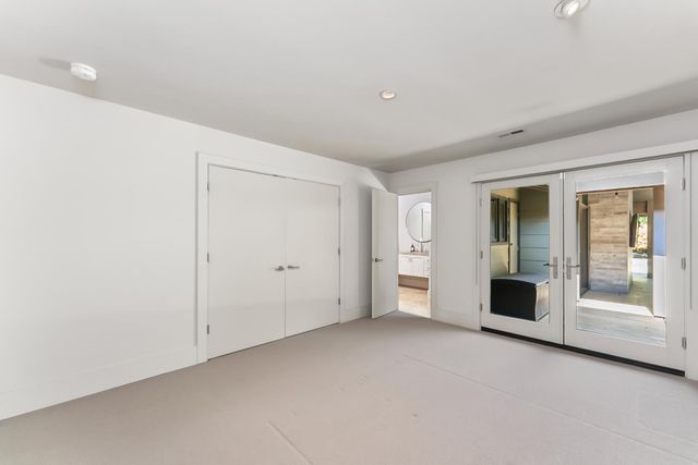 612 Lake Wilhaggin Dr, Sacramento, CA 95864