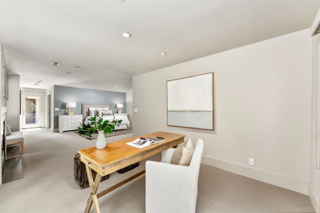 612 Lake Wilhaggin Dr, Sacramento, CA 95864