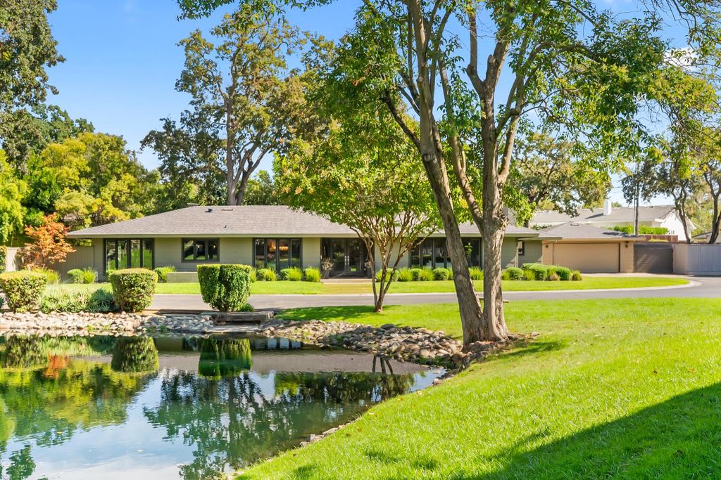 612 Lake Wilhaggin Dr, Sacramento, CA 95864