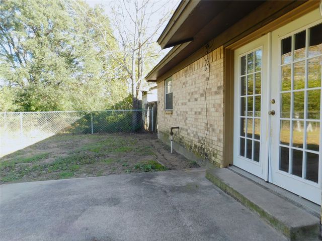 3507 Woodthrush Lane, Denton, TX 76209