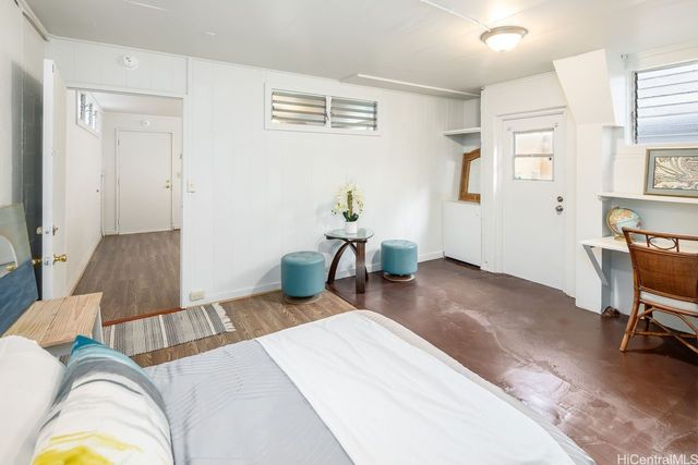 2023 Round Top Drive, Honolulu, HI 96822