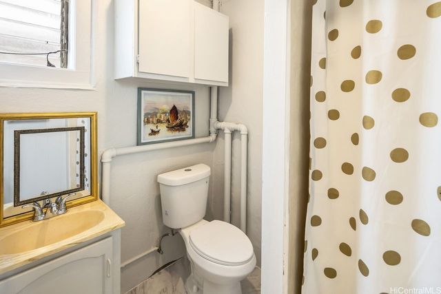 2023 Round Top Drive, Honolulu, HI 96822