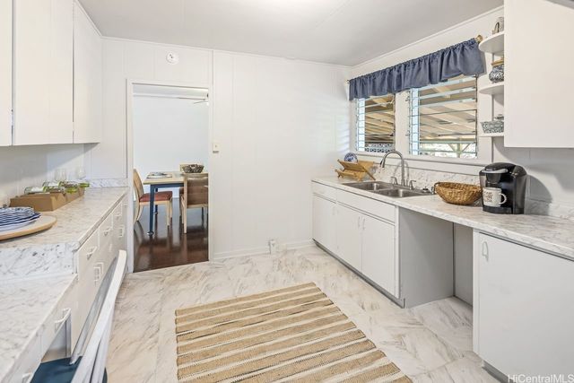 2023 Round Top Drive, Honolulu, HI 96822