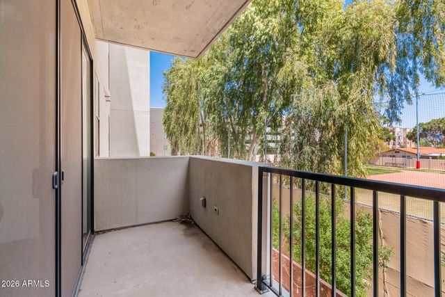 2300 E CAMPBELL Avenue 223, Phoenix, AZ 85016