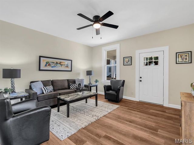 4204 Osceola Street, St Louis, MO 63116