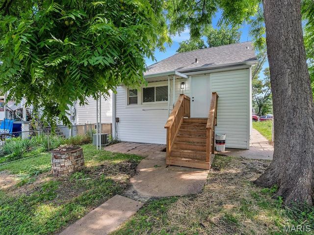 4204 Osceola Street, St Louis, MO 63116
