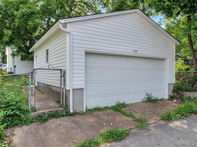 4204 Osceola Street, St Louis, MO 63116