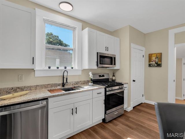 4204 Osceola Street, St Louis, MO 63116
