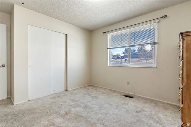 6293 S BEN AIR DR, Taylorsville, UT 84129