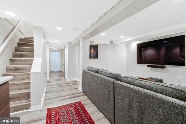 1222 OWEN PL NE, Washington, DC 20002
