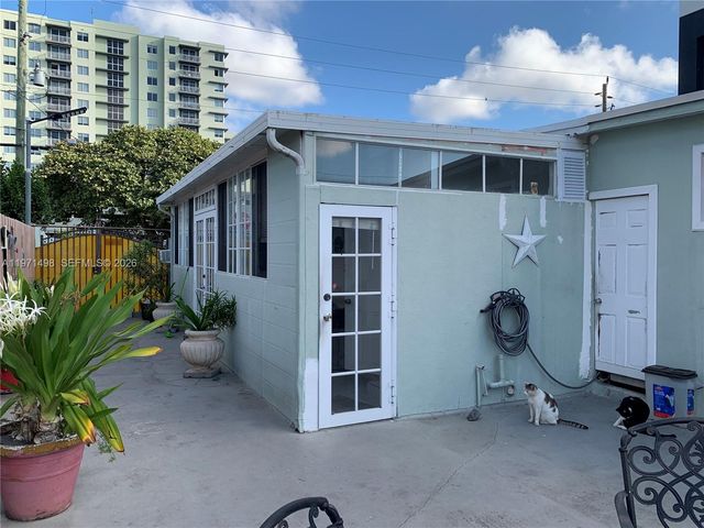 3560 NW 35th St, Miami, FL 33142