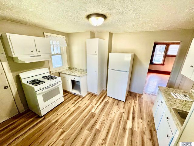 3109 N 45th Street, Omaha, NE 68104