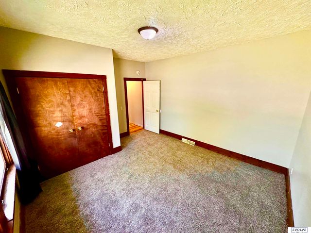 3109 N 45th Street, Omaha, NE 68104