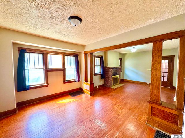 3109 N 45th Street, Omaha, NE 68104