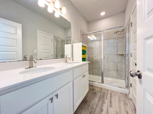 1841 Harvest Knoll LN, Leander, TX 78641