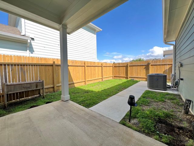 1841 Harvest Knoll LN, Leander, TX 78641