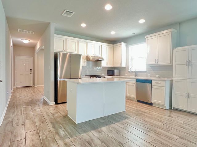 1841 Harvest Knoll LN, Leander, TX 78641
