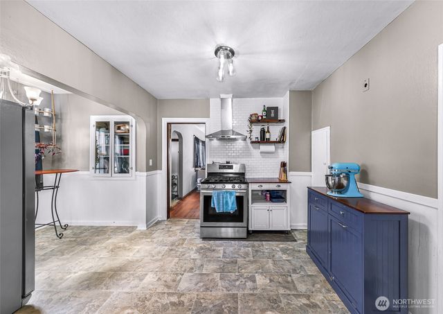 513 S Pine Street, Burlington, WA 98233