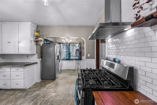 513 S Pine Street, Burlington, WA 98233