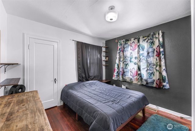 513 S Pine Street, Burlington, WA 98233
