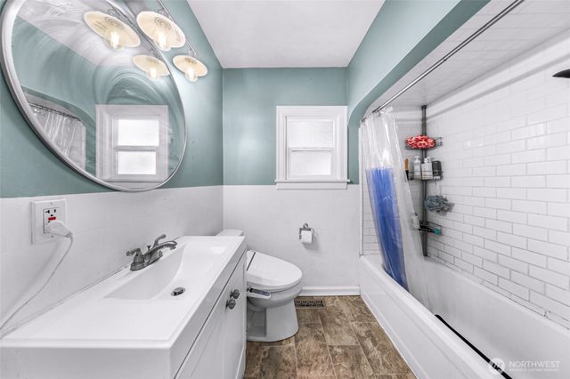 513 S Pine Street, Burlington, WA 98233