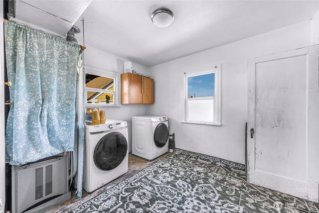 513 S Pine Street, Burlington, WA 98233