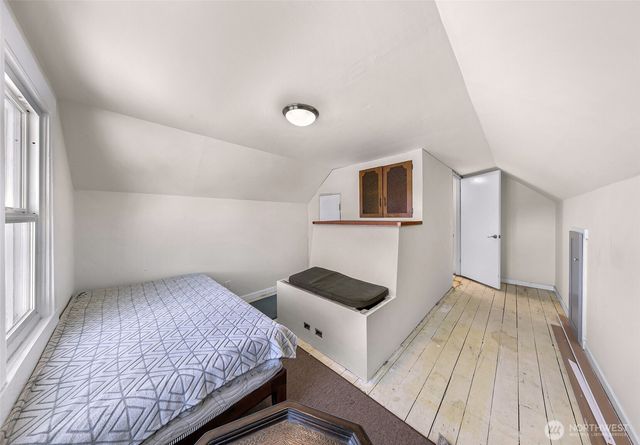 513 S Pine Street, Burlington, WA 98233